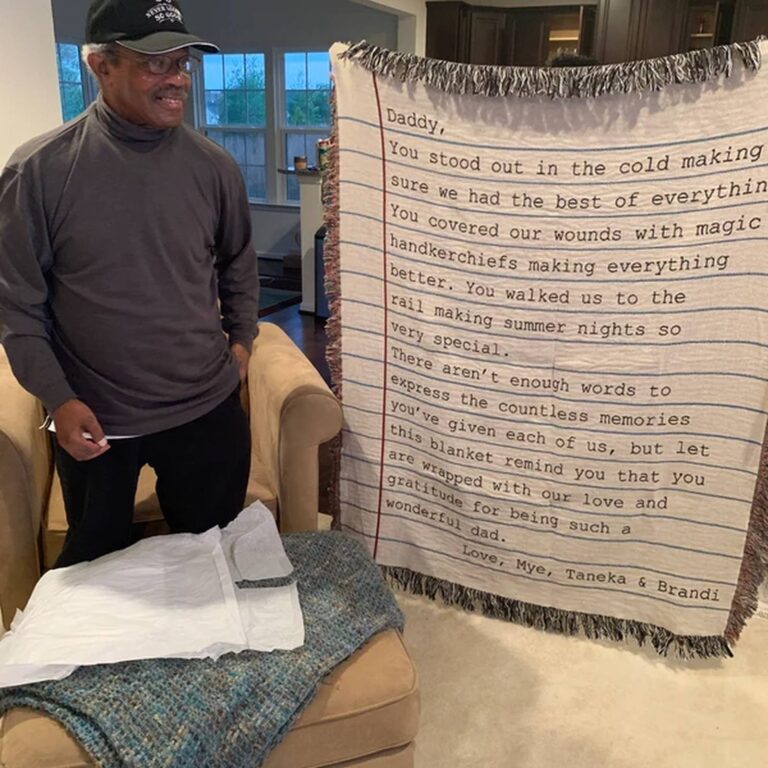 Blanket with a letter to ‘Daddy’ about standing out in the cold, signed Mye, Taneka & Brandi